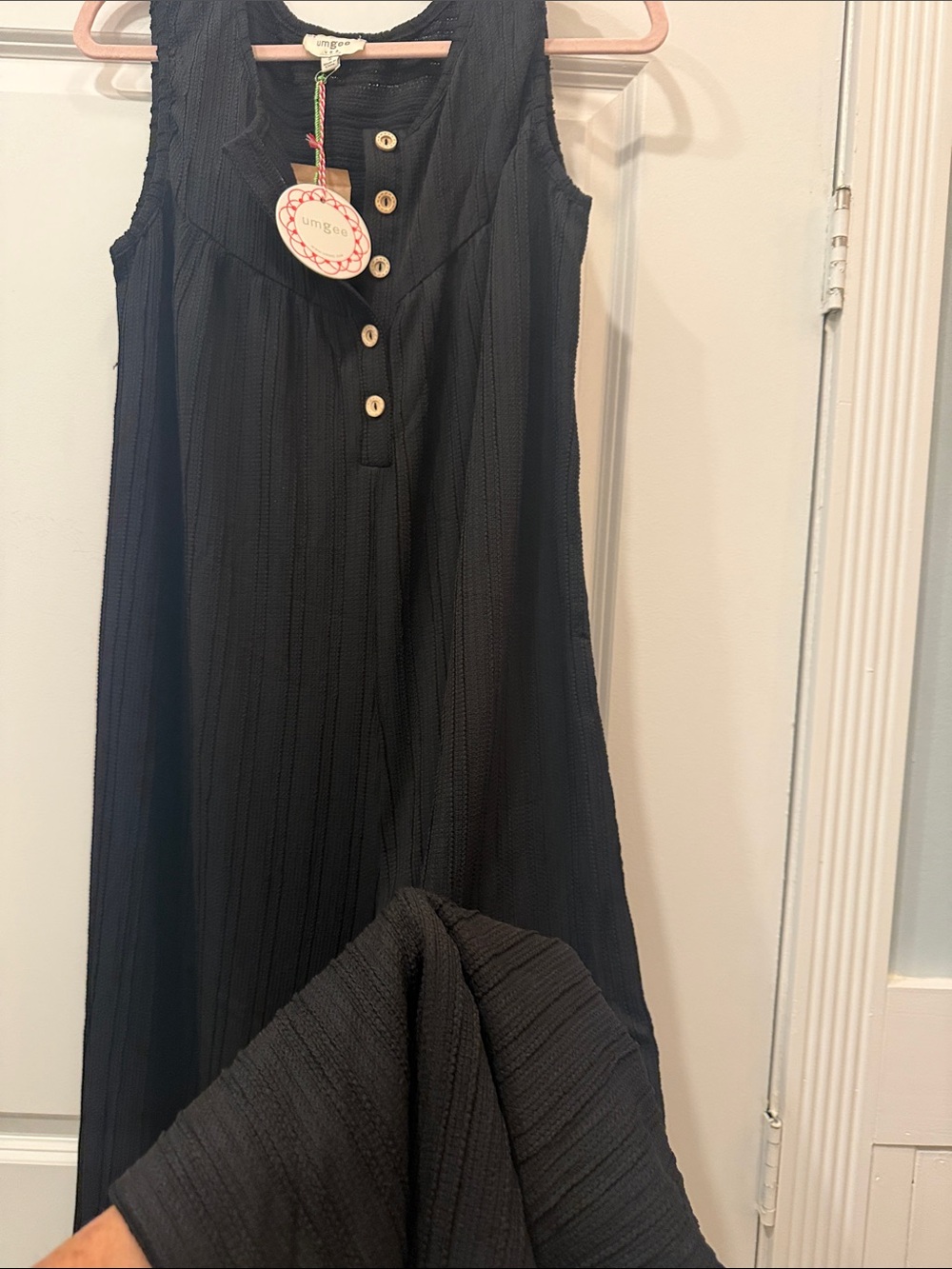 Umgee Black Sleeveless Wide-Leg Jumpsuit with Gold Buttons - Picture 12 of 12